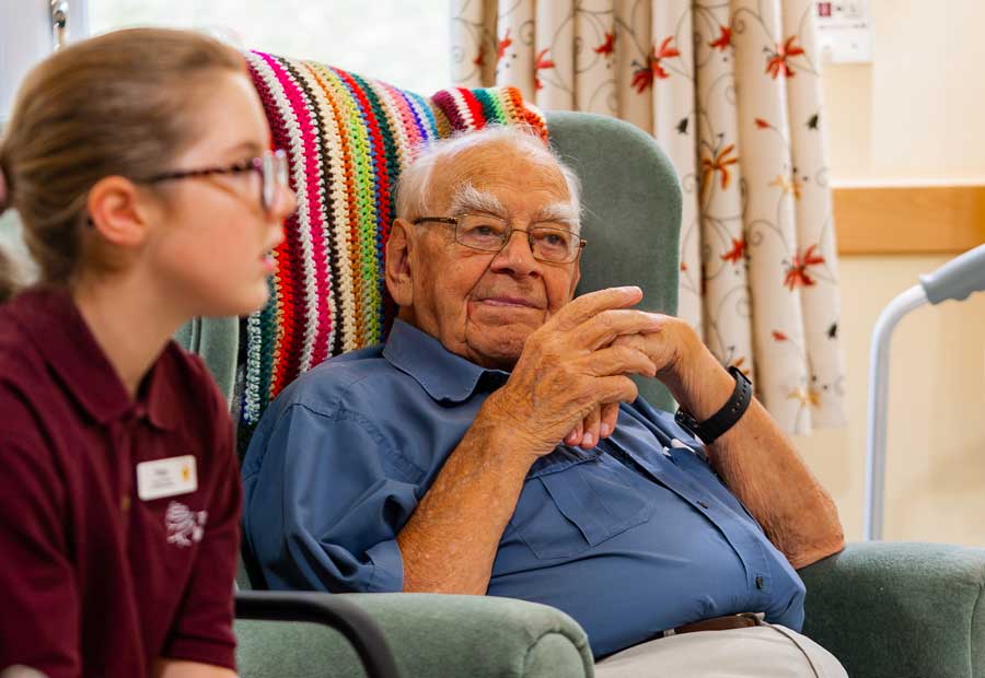 Best Care Home In West Sussex - Lounge Room
